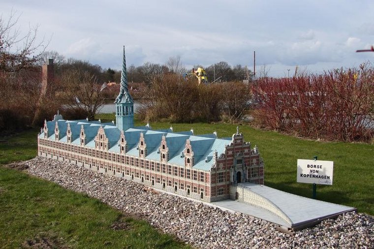 Ev. Kita Löwenzahn in gingst, PLZ 18569 - 2