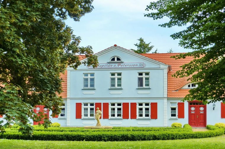 Evangelische Integrative Kita "Sünnekieker" in born a. d. darß, PLZ 18375 - 2