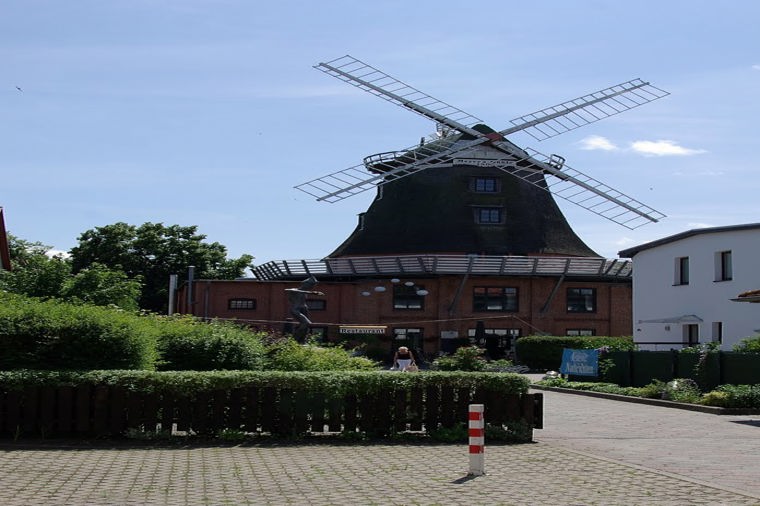 Hort Warnemünde in rostock, PLZ 18119 - 1