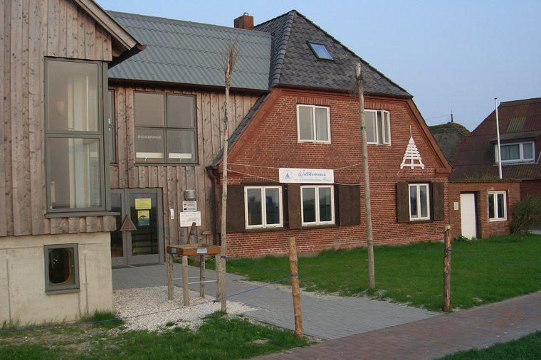 Kindergarten / Kasperletheater in hallig hooge, PLZ 25859 - 1