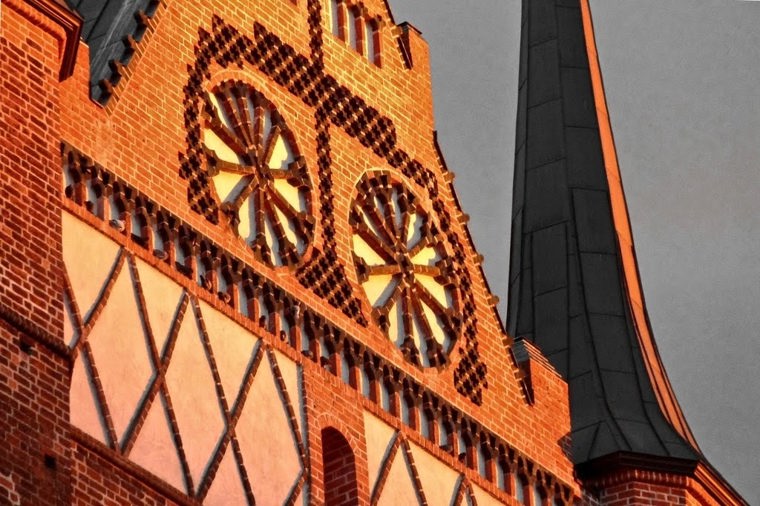 Kindertagesstätte "Brummkreisel" Außenstelle Hort Ulmenstr. 12 in wismar, PLZ 23966 - 1