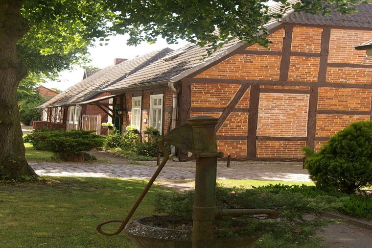 Kindertagesstätte "Sonnenland" in dobbertin, PLZ 19399 - 1