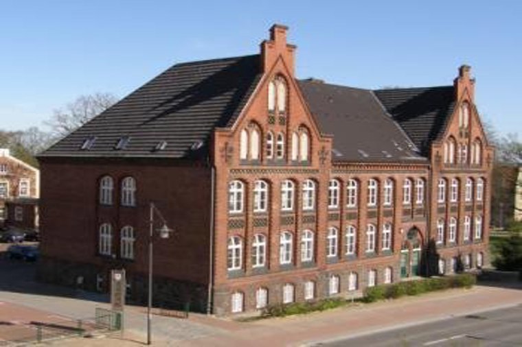 Kindertagesstätte "Uns lütt Kinnerstuw" in friedland, PLZ 17098 - 1