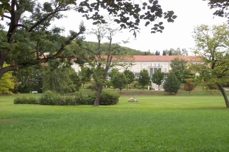 Kita Am Adelsberg in bad berka, PLZ 99438 - 1