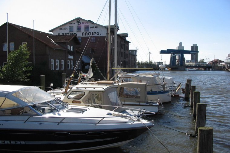 Kita Kinderschutzbund Hermann-Tast-Straße in husum, PLZ 25813 - 1