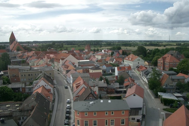 Schulhort Grimmen, Außenstelle der Kita "Villa Kunterbunt" in grimmen, PLZ 18507 - 1